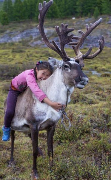 Поздравляем жителей Мегиона с Днем коренных малочисленных народов Севера!
