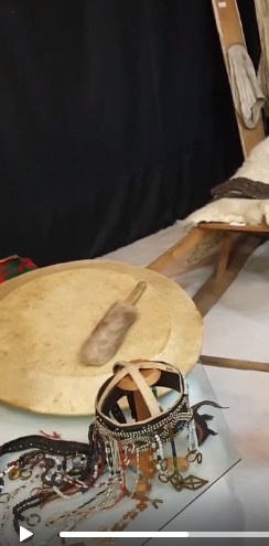 И кто же такой шаман? Смотрите и слушайте.