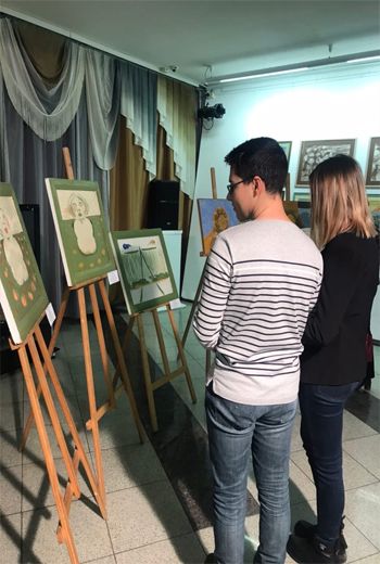 "За миром наблюдающий - людей вдохновляющий"