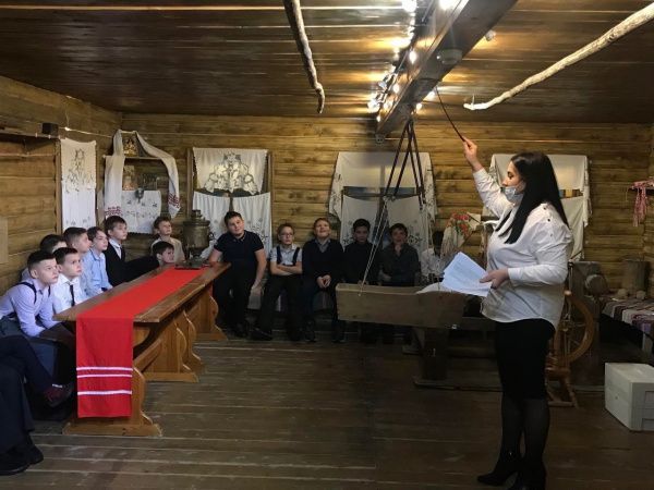 Постоянная экспозиция «Мир русской избы»