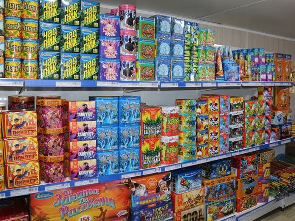 ❗С какого возраста можно продавать несовершеннолетним петарды и другую пиротехнику?