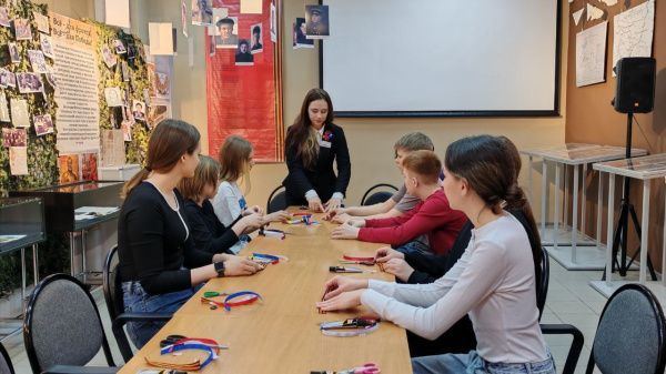 «Каждый чебак - удар по врагу!»