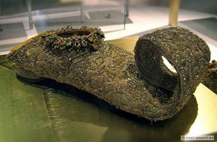 Тyфли индийского принца Низами Сикандра Джаxу