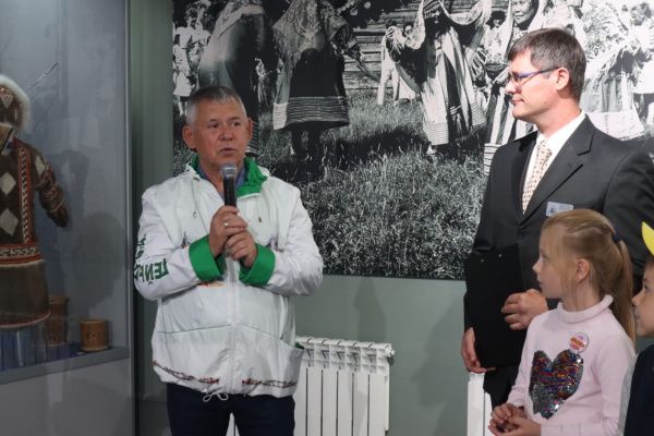 Экспозиция «Два народа, живущих по «подолу Земли» (от 23.07.2022)